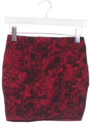 Пола Bershka, Размер XXS, Цвят Многоцветен, Цена 3,06 €