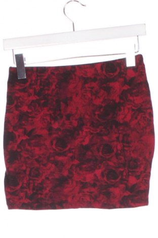 Пола Bershka, Размер XXS, Цвят Многоцветен, Цена 3,06 €