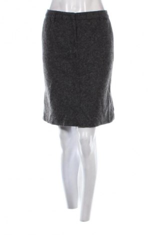 Пола Christian Berg, Размер M, Цвят Сив, Цена 3,06 €