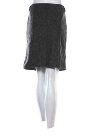 Пола Christian Berg, Размер M, Цвят Сив, Цена 3,06 €