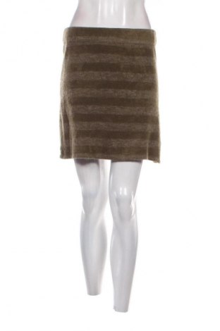 Пола City life, Размер M, Цвят Зелен, Цена 2,04 €