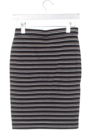 Пола Daphne, Размер XS, Цвят Многоцветен, Цена 3,06 €