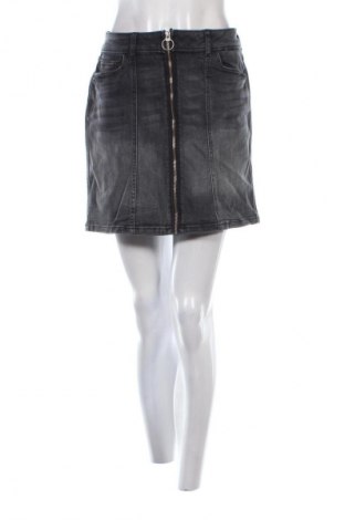 Fustă Edc By Esprit, Mărime M, Culoare Gri, Preț 5,99 Lei