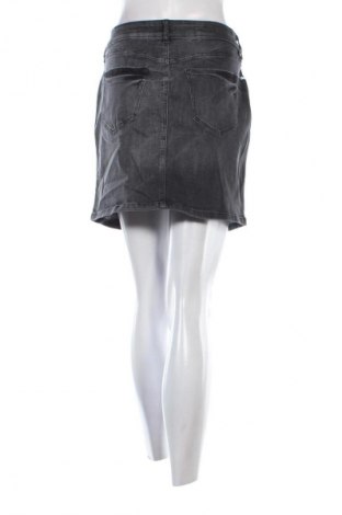 Fustă Edc By Esprit, Mărime M, Culoare Gri, Preț 5,99 Lei