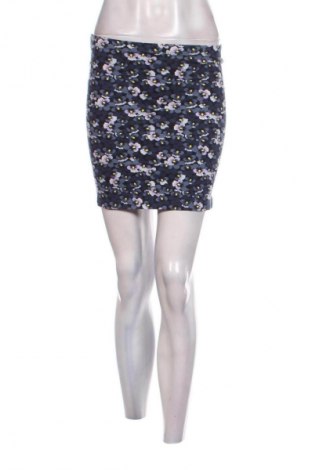 Пола H&M Divided, Размер S, Цвят Многоцветен, Цена 2,04 €