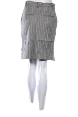 Пола In Wear, Размер S, Цвят Сив, Цена 4,60 €