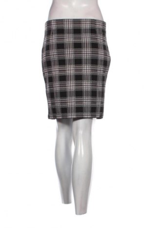 Пола Janina, Размер M, Цвят Многоцветен, Цена 2,04 €