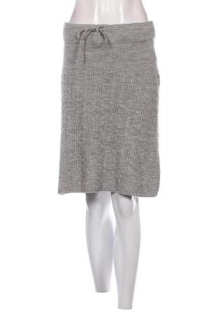 Пола Orsay, Размер S, Цвят Сив, Цена 2,55 €