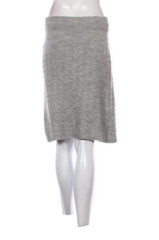 Пола Orsay, Размер S, Цвят Сив, Цена 2,55 €