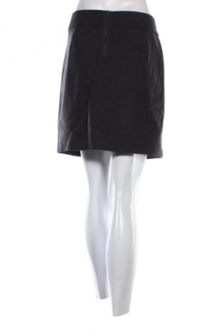 Пола Tom Tailor, Размер L, Цвят Сив, Цена 3,57 €