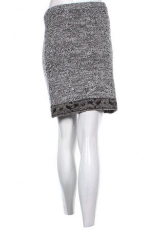 Пола Trench and Coat, Размер M, Цвят Сив, Цена 4,60 €