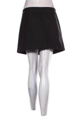 Sukně United Colors Of Benetton, Velikost L, Barva Černá, Cena  169,00 Kč