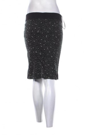 Пола VILA, Размер M, Цвят Многоцветен, Цена 2,04 €