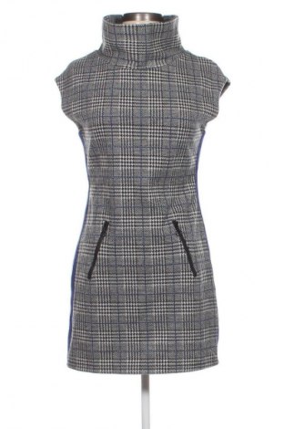 Рокля 17 & Co., Размер S, Цвят Многоцветен, Цена 3,57 €