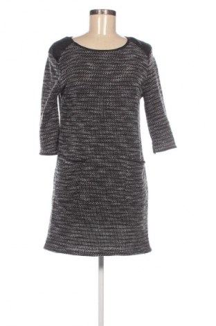 Šaty  Haily`s, Velikost S, Barva Vícebarevné, Cena  119,00 Kč