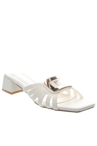 Papuci Laura Biagiotti, Mărime 41, Culoare Alb, Preț 629,99 Lei