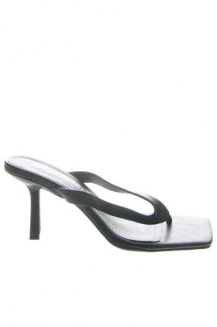 Papuče Monki, Veľkosť 37, Farba Čierna, Cena  13,95 €