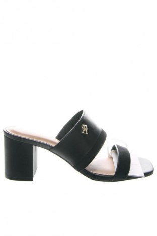 Чехли Tommy Hilfiger, Размер 41, Цвят Черен, Цена 120,15 €