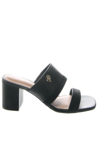 Чехли Tommy Hilfiger, Размер 37, Цвят Черен, Цена 39,88 €, #135354495
