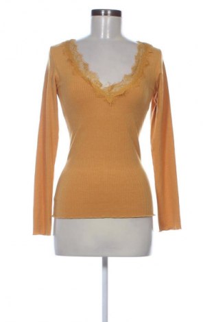 Dámská halenka Amisu, Velikost S, Barva Žlutá, Cena  169,00 Kč