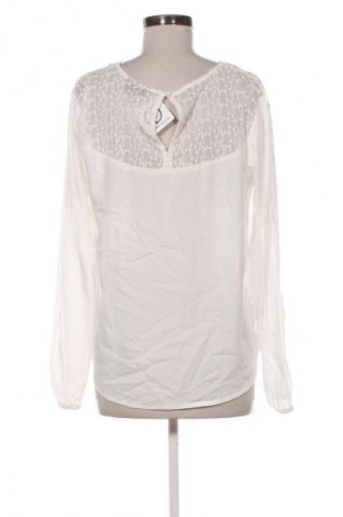 Dámská halenka B.Young, Velikost M, Barva Bílá, Cena  49,00 Kč