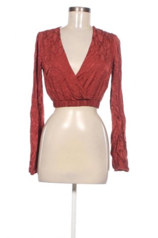 Dámská halenka Bershka, Velikost M, Barva Červená, Cena  129,00 Kč