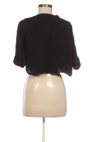 Dámská halenka Bershka, Velikost M, Barva Černá, Cena  129,00 Kč