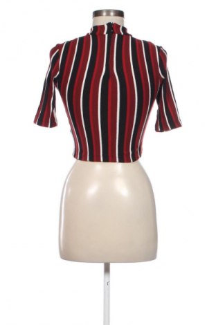 Дамска блуза Bershka, Размер XS, Цвят Многоцветен, Цена 2,04 €