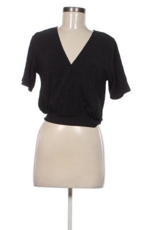 Bluză de femei Bershka, Mărime S, Culoare Negru, Preț 7,99 Lei