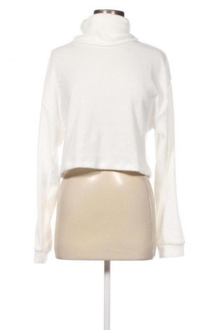 Dámská halenka Bershka, Velikost S, Barva Bílá, Cena  229,00 Kč