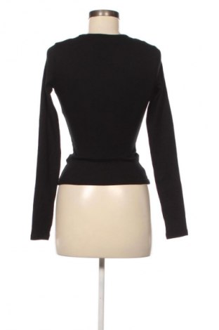 Dámská halenka Bershka, Velikost S, Barva Černá, Cena  159,00 Kč