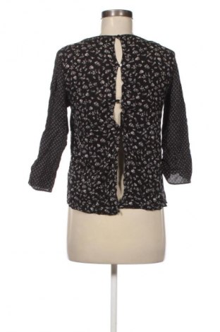 Dámská halenka Bershka, Velikost M, Barva Vícebarevné, Cena  49,00 Kč