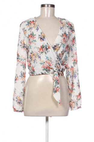 Дамска блуза Bershka, Размер L, Цвят Многоцветен, Цена 2,04 €