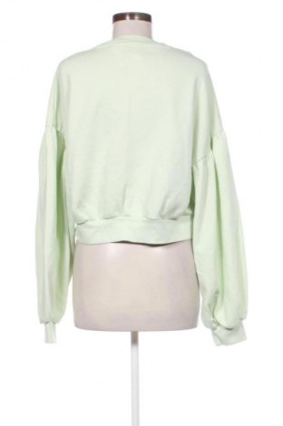 Γυναικεία μπλούζα Bershka, Μέγεθος L, Χρώμα Πράσινο, Τιμή 7,99 €