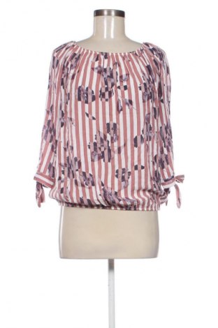 Bluză de femei Cartoon, Mărime S, Culoare Multicolor, Preț 9,99 Lei