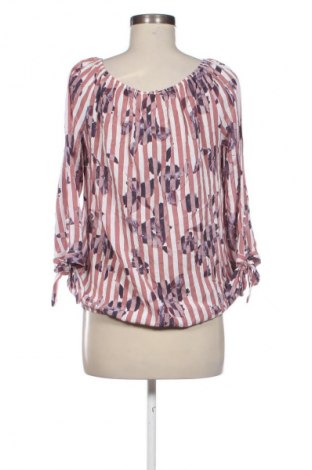 Bluză de femei Cartoon, Mărime S, Culoare Multicolor, Preț 9,99 Lei