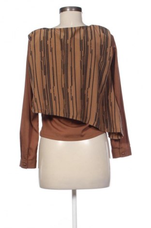 Γυναικεία μπλούζα Double, Μέγεθος M, Χρώμα Πολύχρωμο, Τιμή 3,99 €