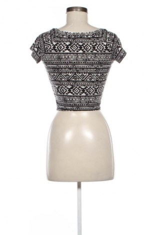 Дамска блуза Forever 21, Размер S, Цвят Многоцветен, Цена 5,11 €