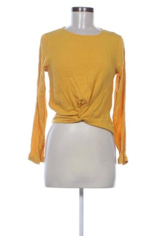 Дамска блуза LC Waikiki, Размер S, Цвят Жълт, Цена 11,24 €