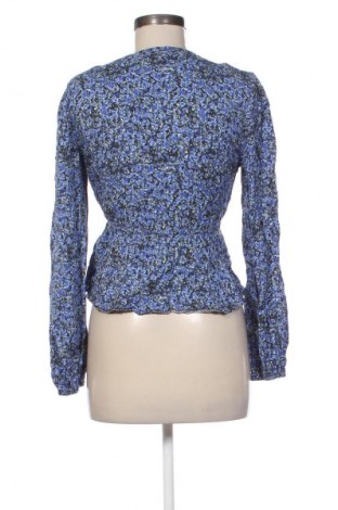 Дамска блуза NA-KD, Размер XS, Цвят Многоцветен, Цена 2,04 €