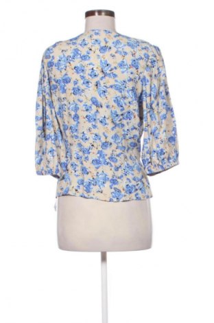 Дамска блуза ONLY, Размер L, Цвят Многоцветен, Цена 9,20 €