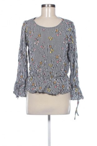 Dámská halenka OVS, Velikost L, Barva Vícebarevné, Cena  149,00 Kč