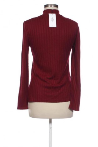 Дамска блуза Stradivarius, Размер S, Цвят Червен, Цена 11,30 €