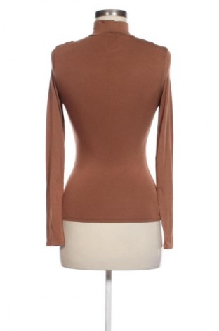 Дамска блуза Stradivarius, Размер XS, Цвят Кафяв, Цена 9,78 €