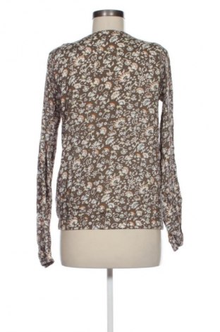 Дамска блуза Unbranded, Размер S, Цвят Многоцветен, Цена 2,04 €