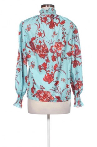 Дамска блуза Unbranded, Размер M, Цвят Многоцветен, Цена 10,00 €