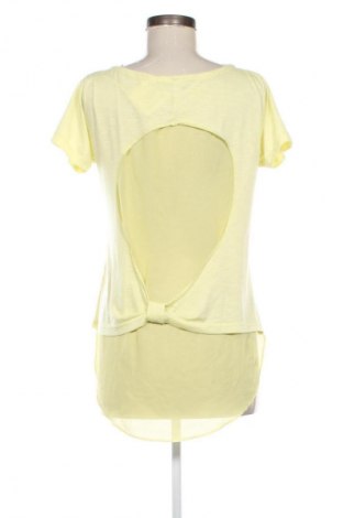 Дамска блуза Unbranded, Размер M, Цвят Жълт, Цена 10,00 €