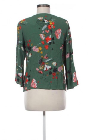 Дамска блуза VILA, Размер S, Цвят Многоцветен, Цена 2,55 €