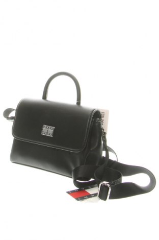 Дамска чанта Tommy Jeans, Цвят Черен, Цена 86,91 €