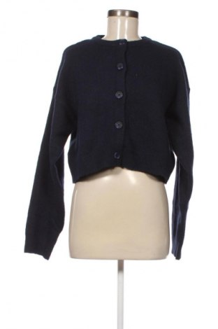 Dámsky kardigán Bershka, Velikost S, Barva Modrá, Cena  539,00 Kč